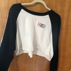Forever 21 cropped sweatshirt/ shirt